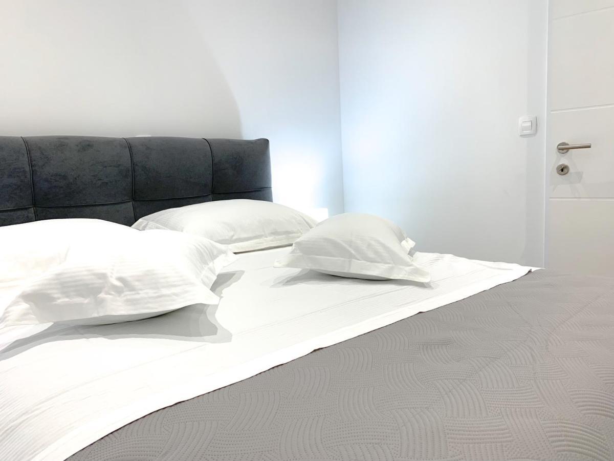 G Apartment Podstrana Ngoại thất bức ảnh